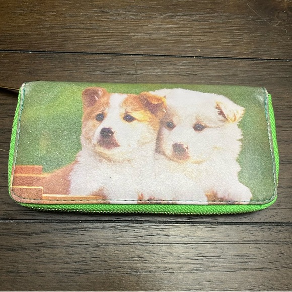 Cute Dog Print Wallet with Green Trim - Picture 2 of 3